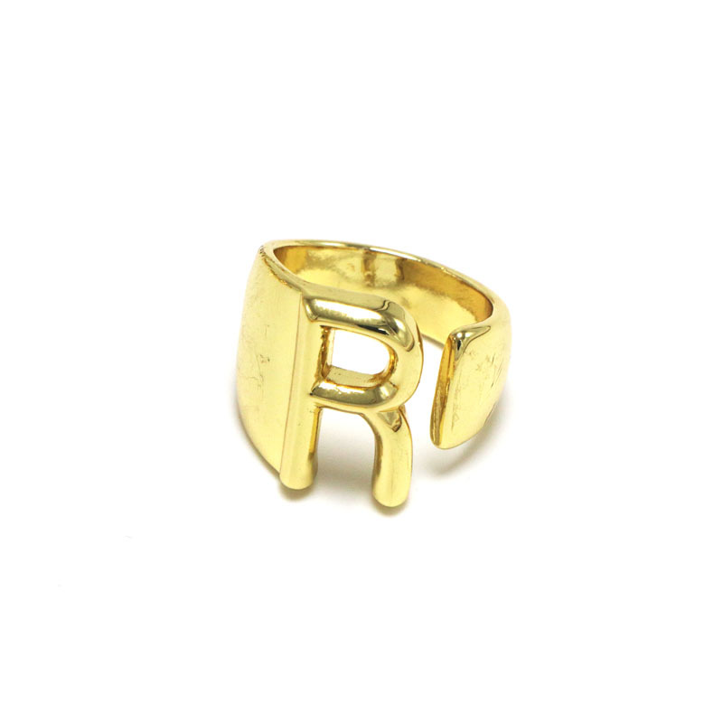 R