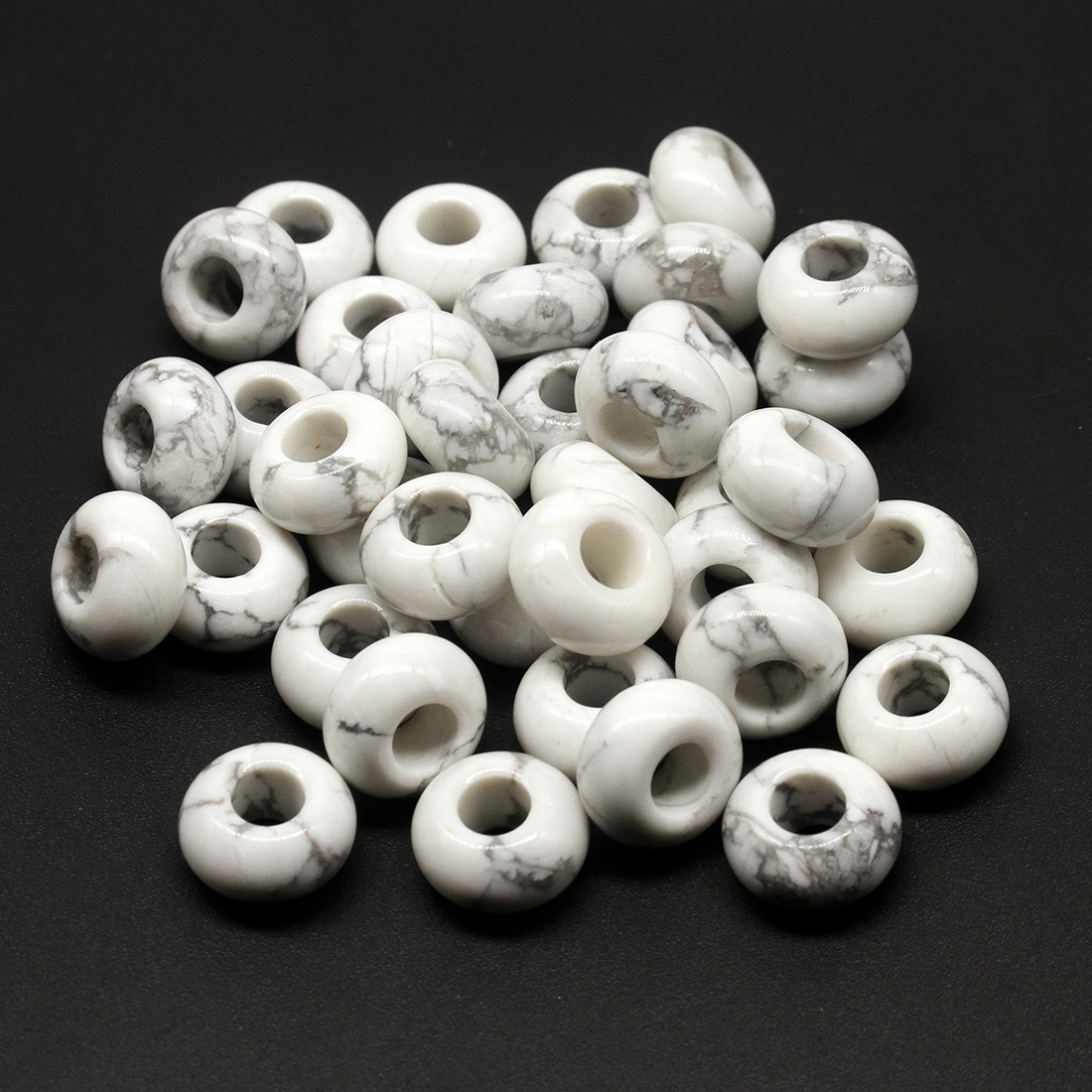 Magnesite, 10x5mm