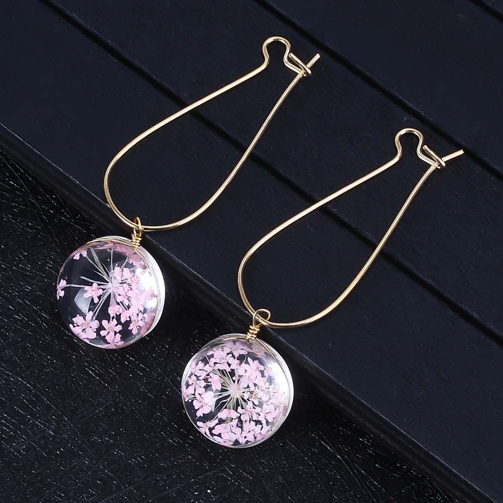 Golden ear hook pink