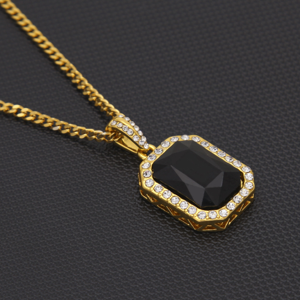 Gold black chain of Cuba