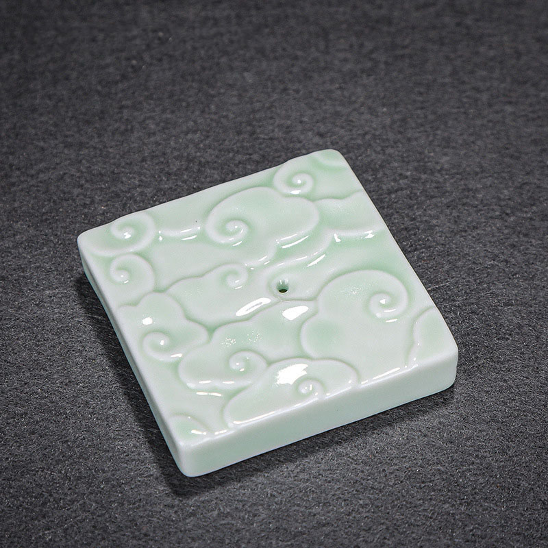 Xiangyun / celadon, 5.2x5.2x1cm