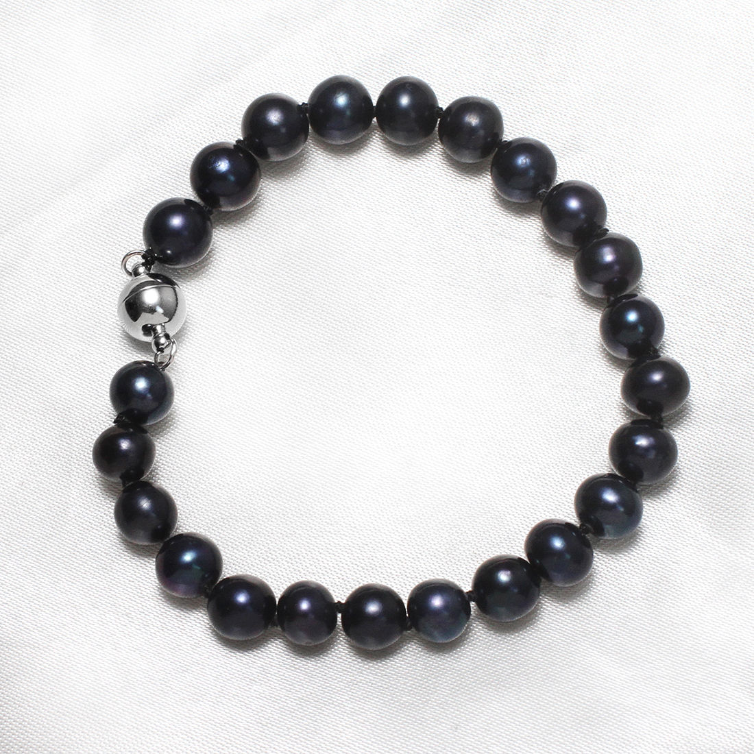 5 , black bracelet