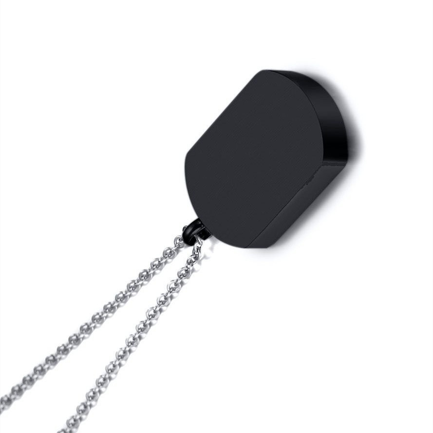 Black pendant without chain