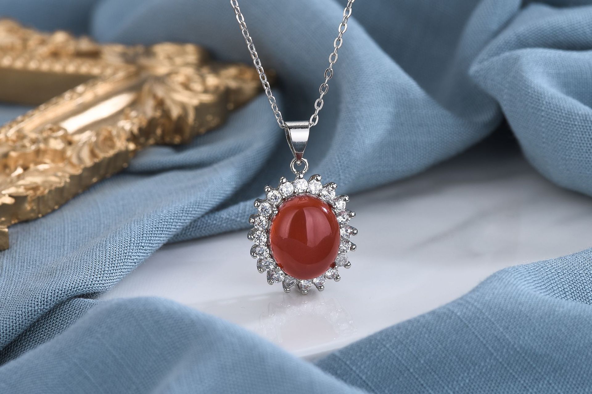 Carnelian Pendant (with main stone without chain)