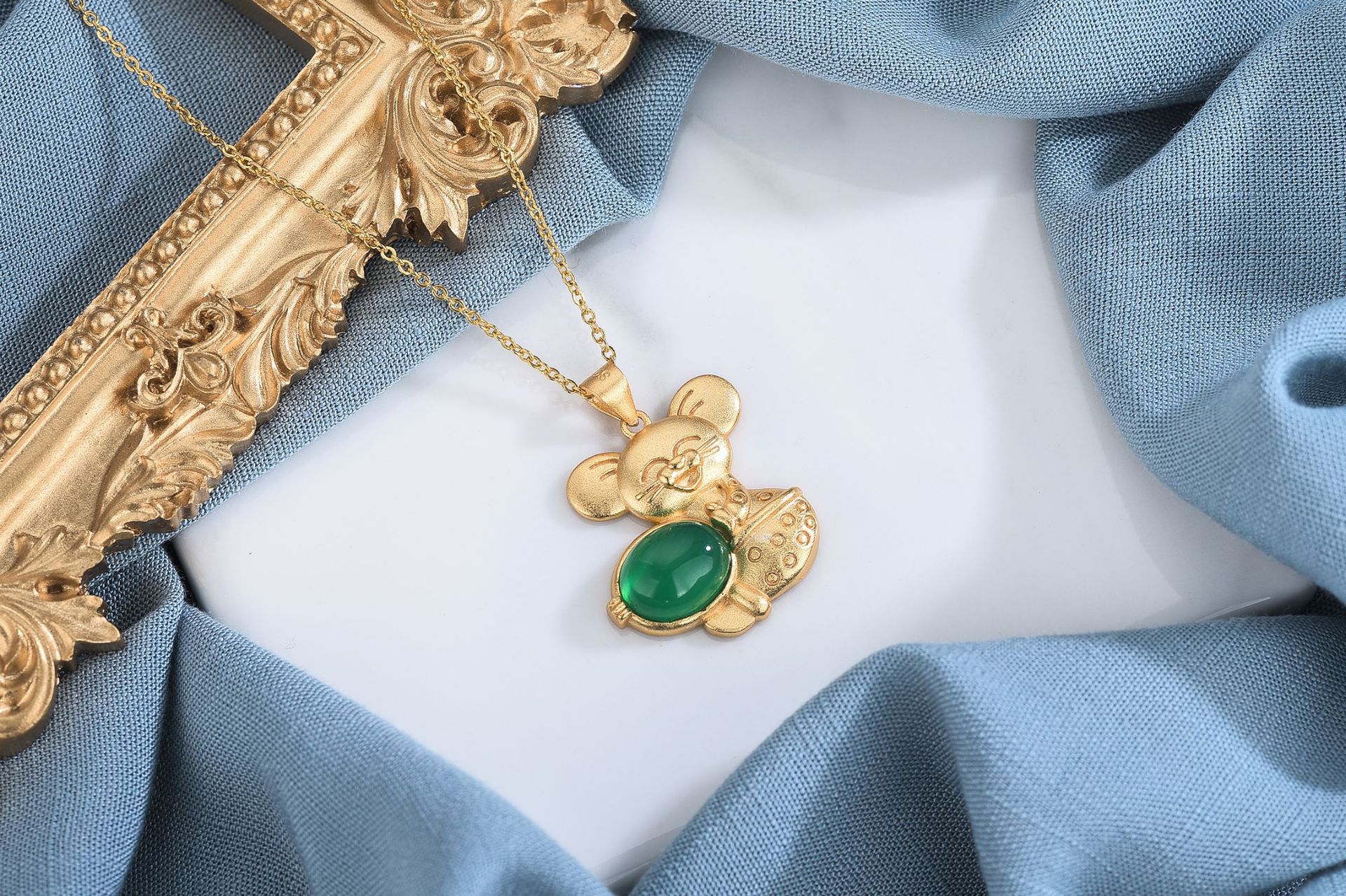 Green Chalcedony Pendant (Excluding Stone and Chai