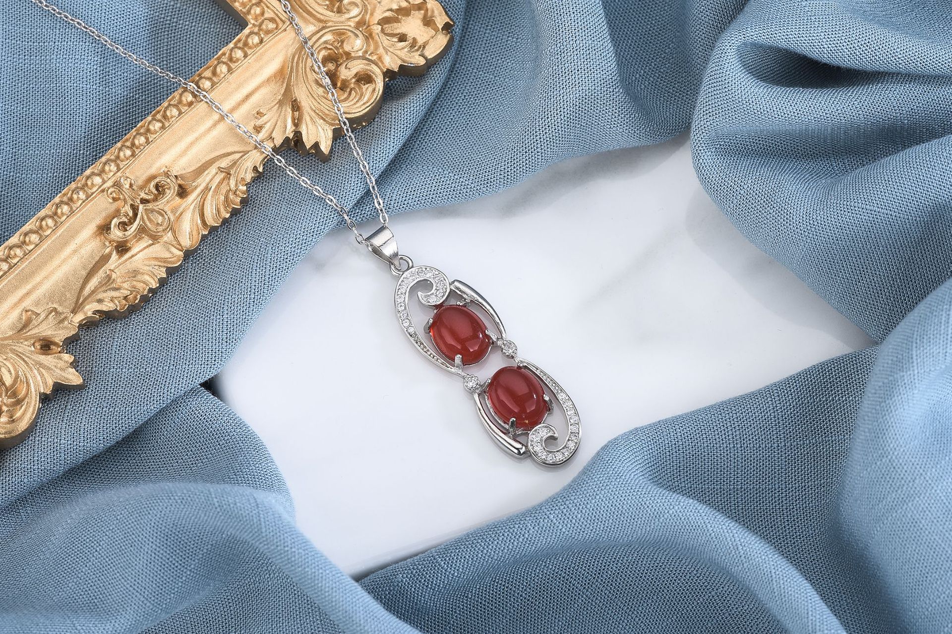 Carnelian Pendant (with main stone without chain)