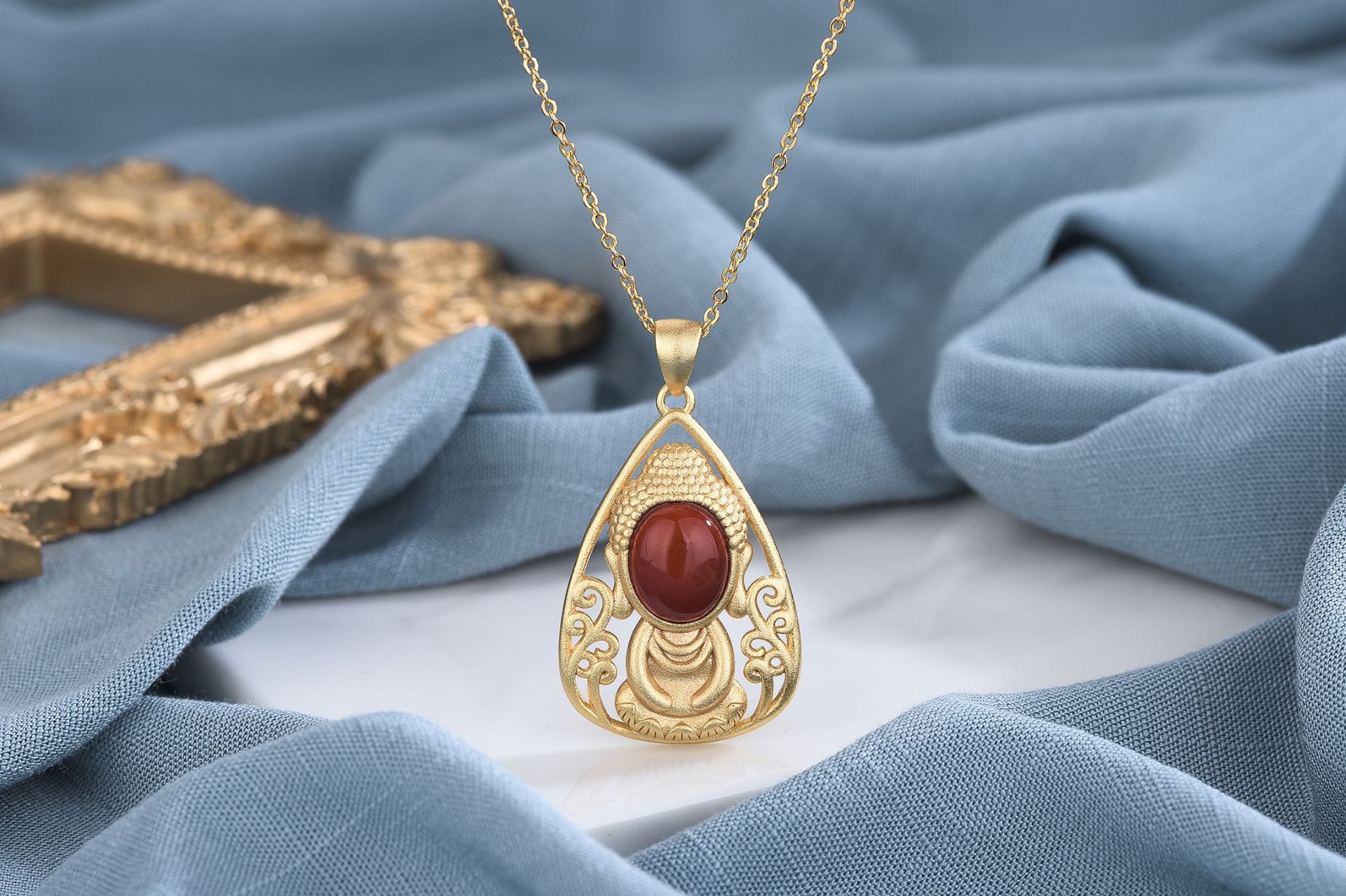 Carnelian Pendant (with main stone without chain)