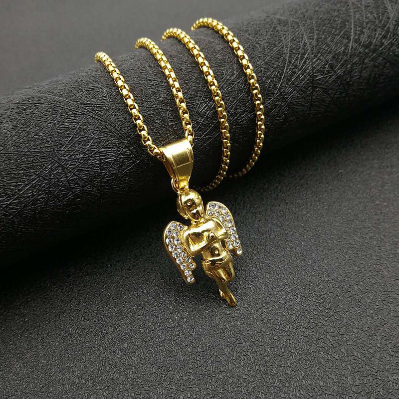 5:"B" Gold pendant