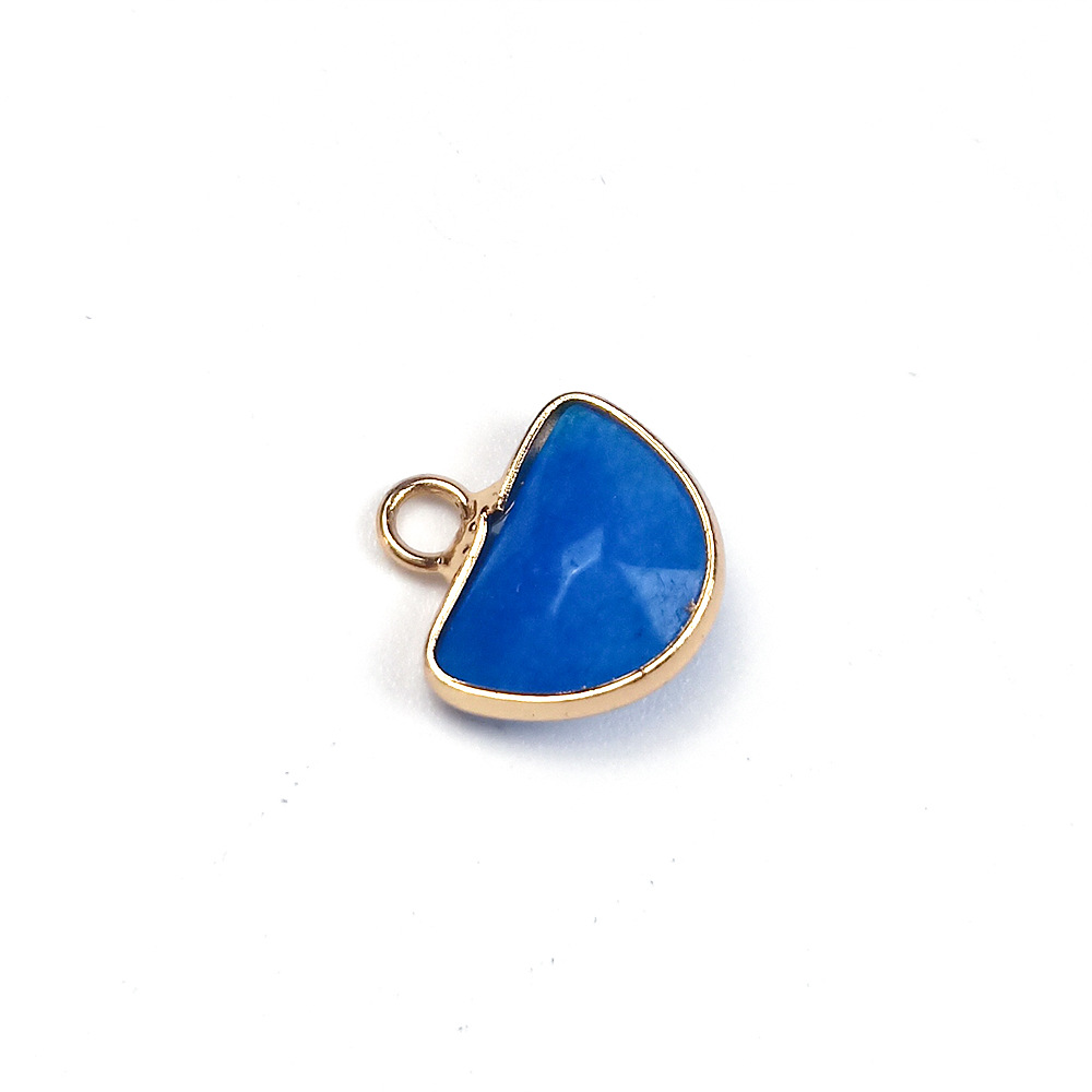 9Blue Chalcedony 