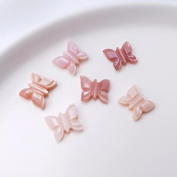 4:Pink shell trumpet butterfly 11x9mm_1 pcs