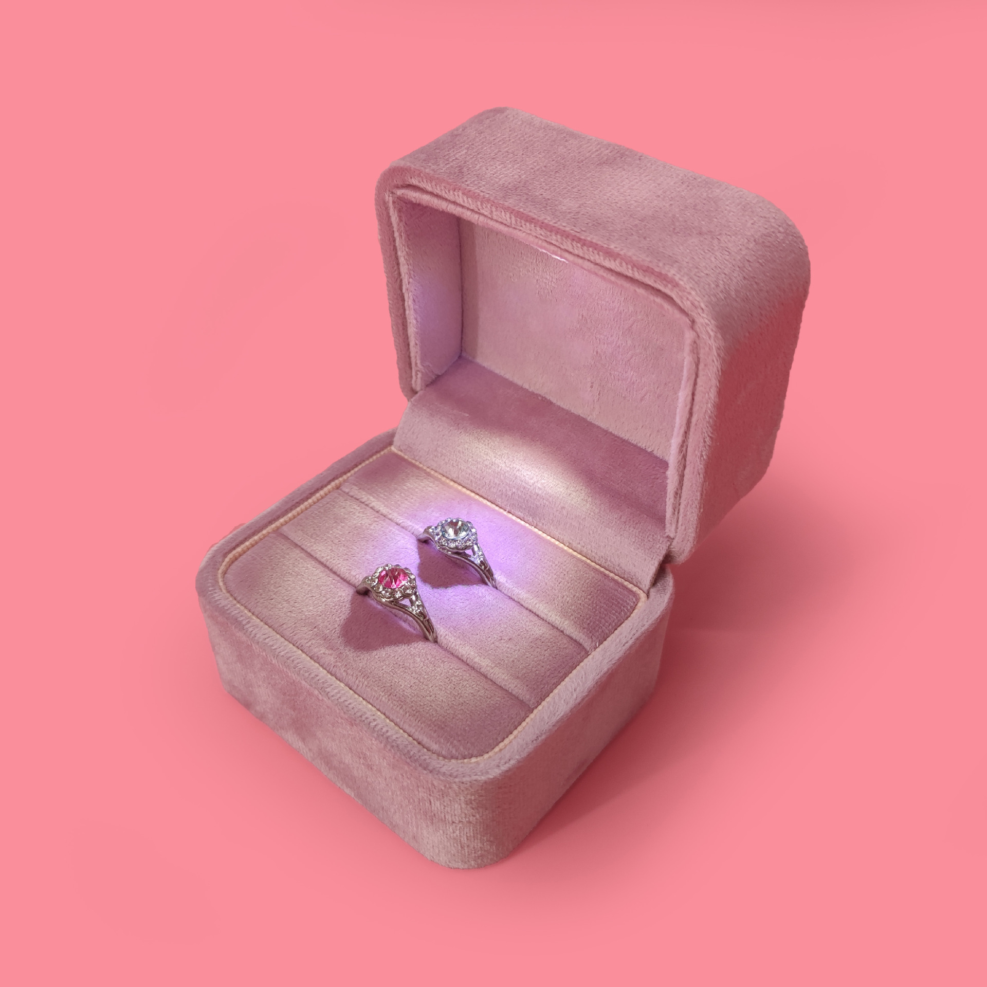 Ring box