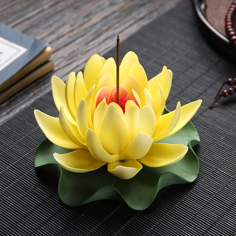 Yellow lotus + lotus leaf bottom