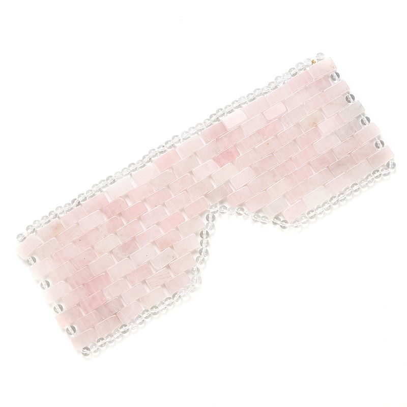 3:White edge of powder crystal eye mask