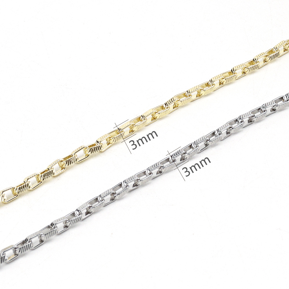 Embossed Check Chain White K