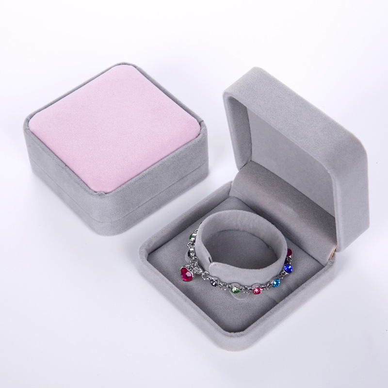 4:Bracelet Box, 9*9*4cm