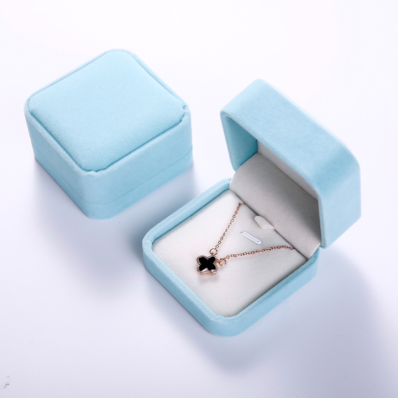 2:Pendant box, 7*7*4cm