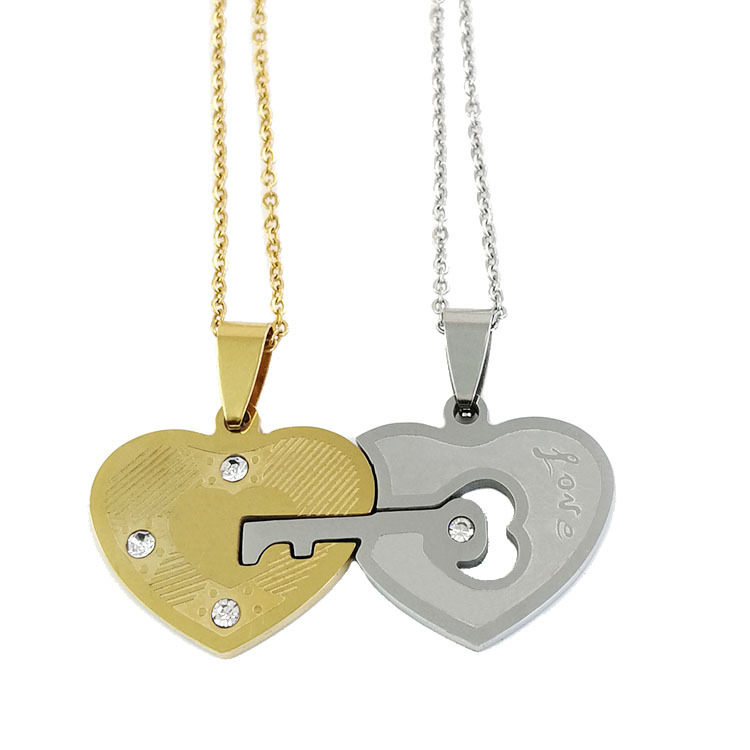 5:Couple pendant   gold and silver O chain