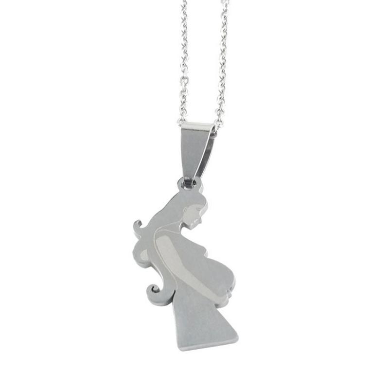 Silver pendant with O chain