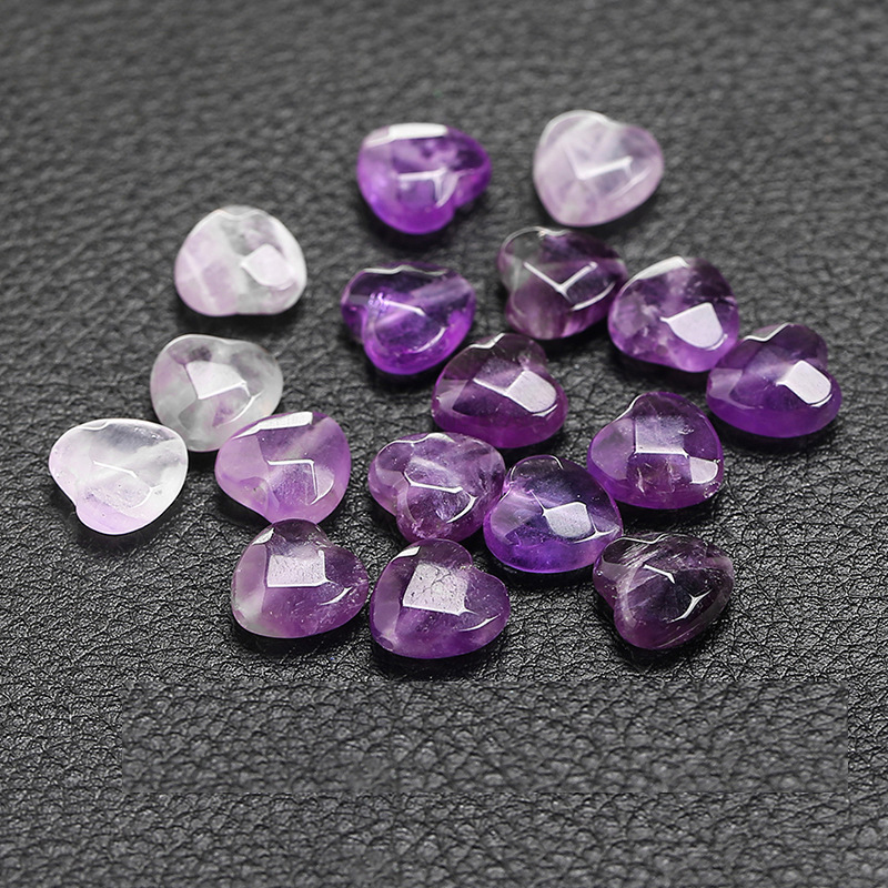 15:Natural amethyst cut face heart