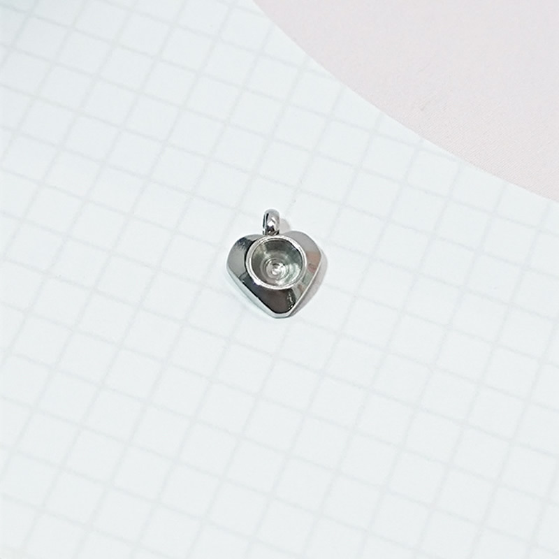 D 9.1*7.8*2mm