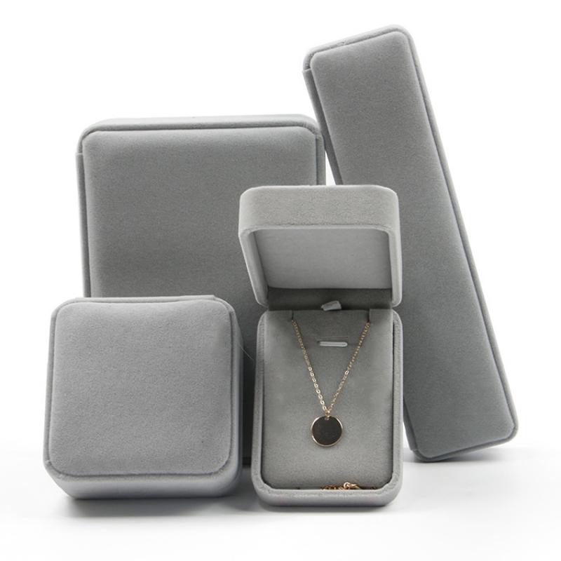 Light gray flannelette box Ear stud box (7*7*4cm)