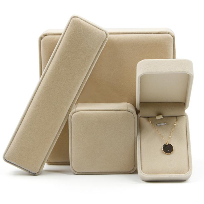 Apricot flannel box large ring box (6.5*7.5*4.7cm)