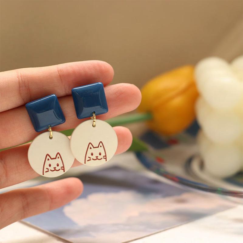 earring clip