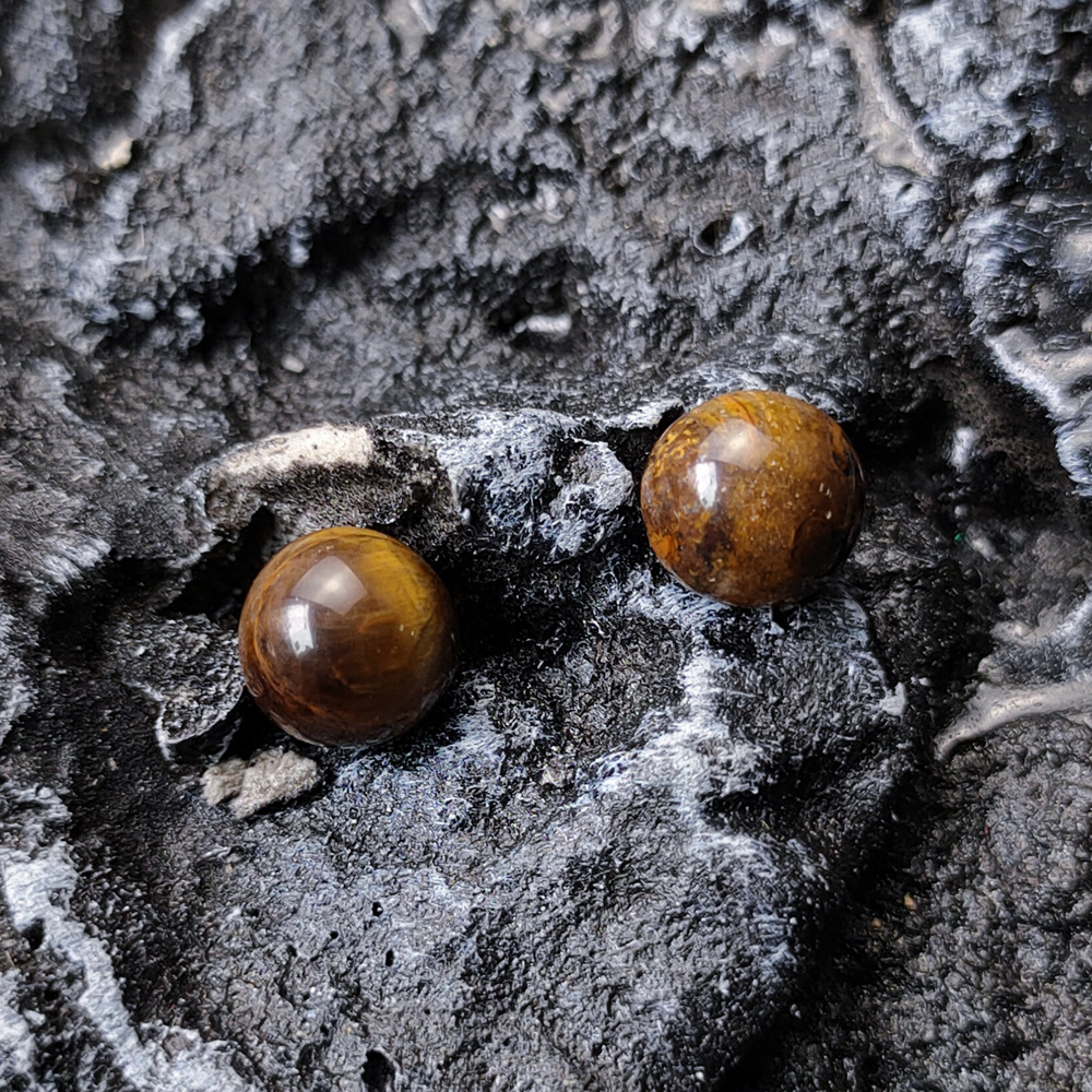 12:10mm, Tiger Eye Stone