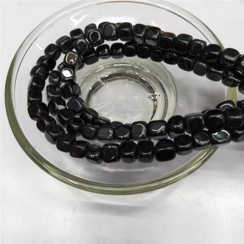 Black agate 7*8mm (51 pieces per treaty)