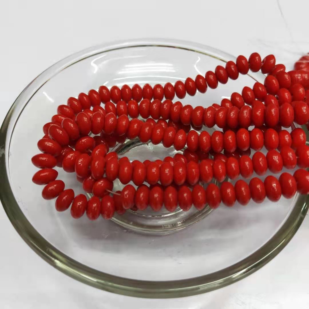 Porcelain red 5*8mm (85 per treaty)