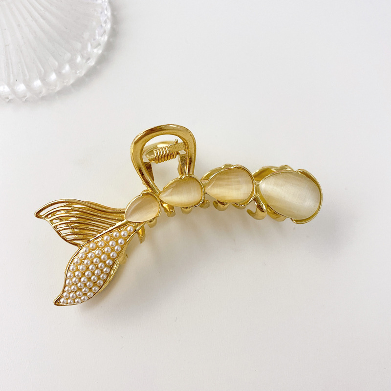 1:Water drop cat eye   pearl fish tail -8.2cm