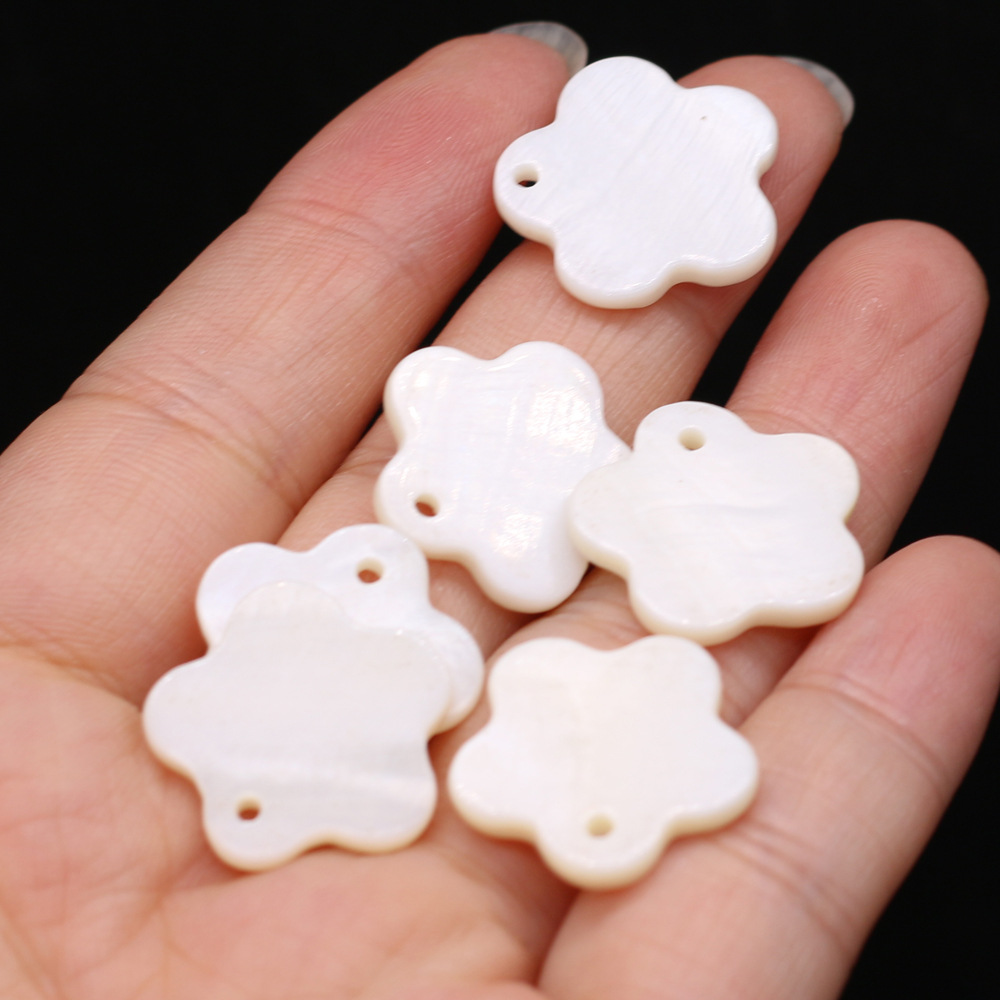 White 15 x15mm