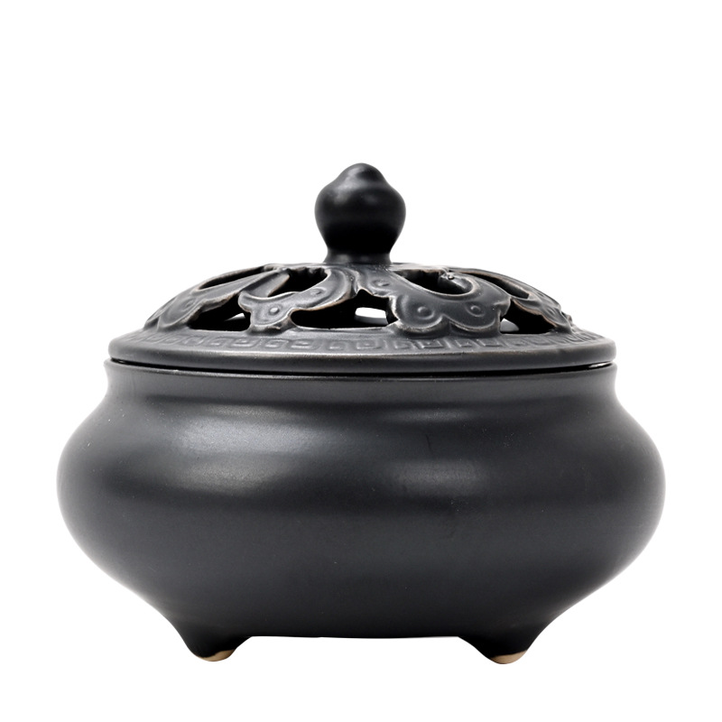 Black pottery