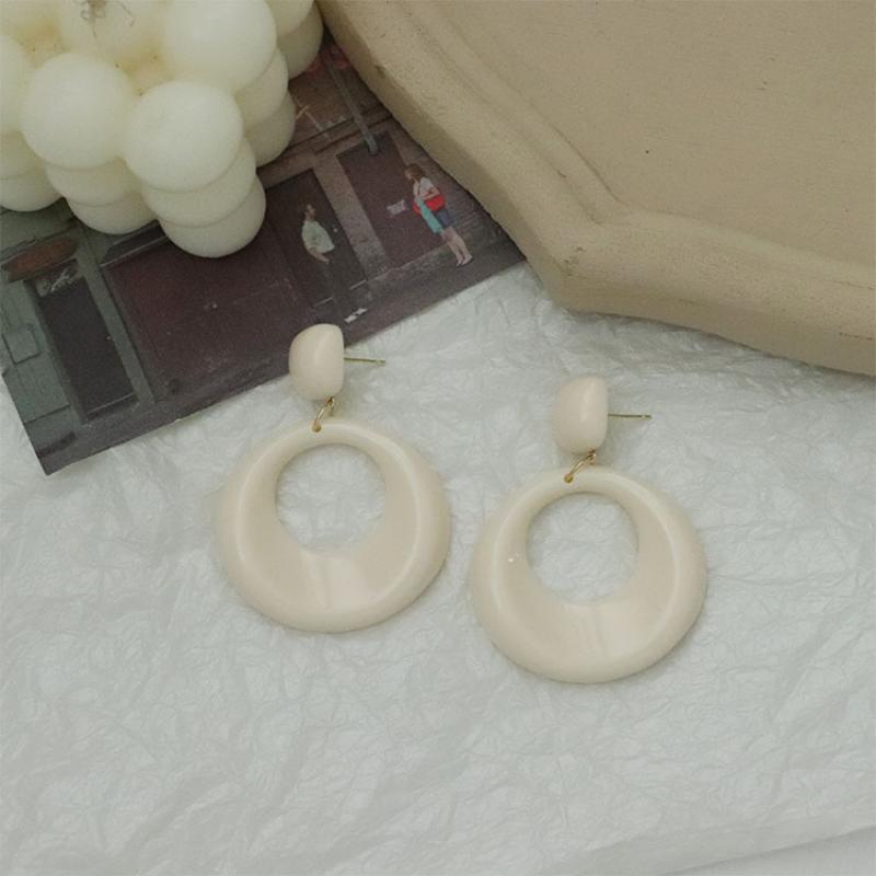 ivory ear pin