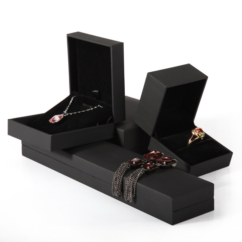 5:black ring box 6*5.5*4.5cm