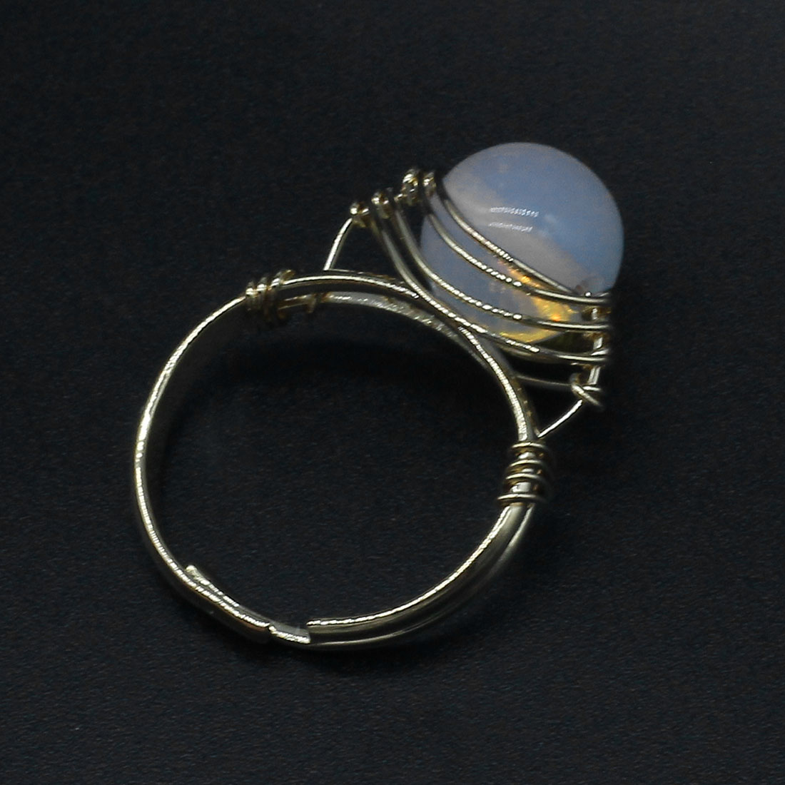 Moonstone glass