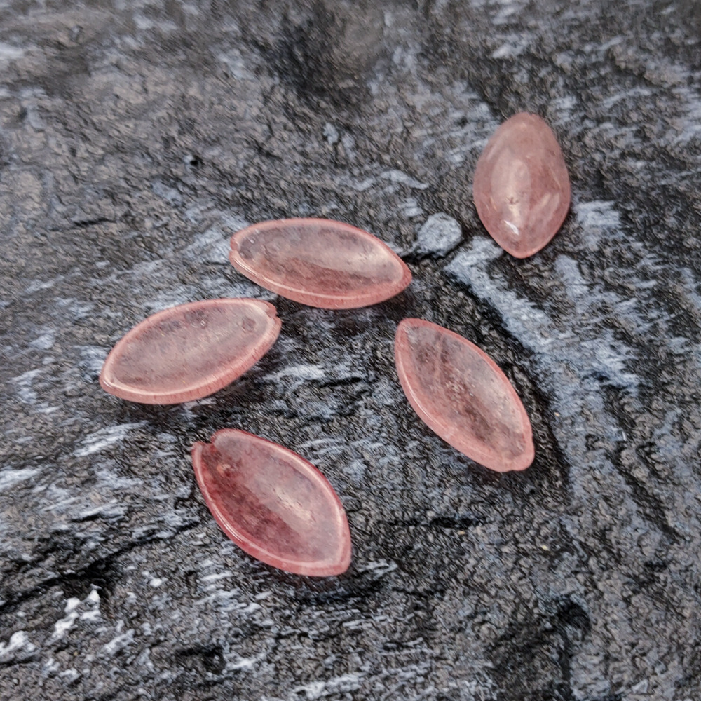 Red strawberry crystal