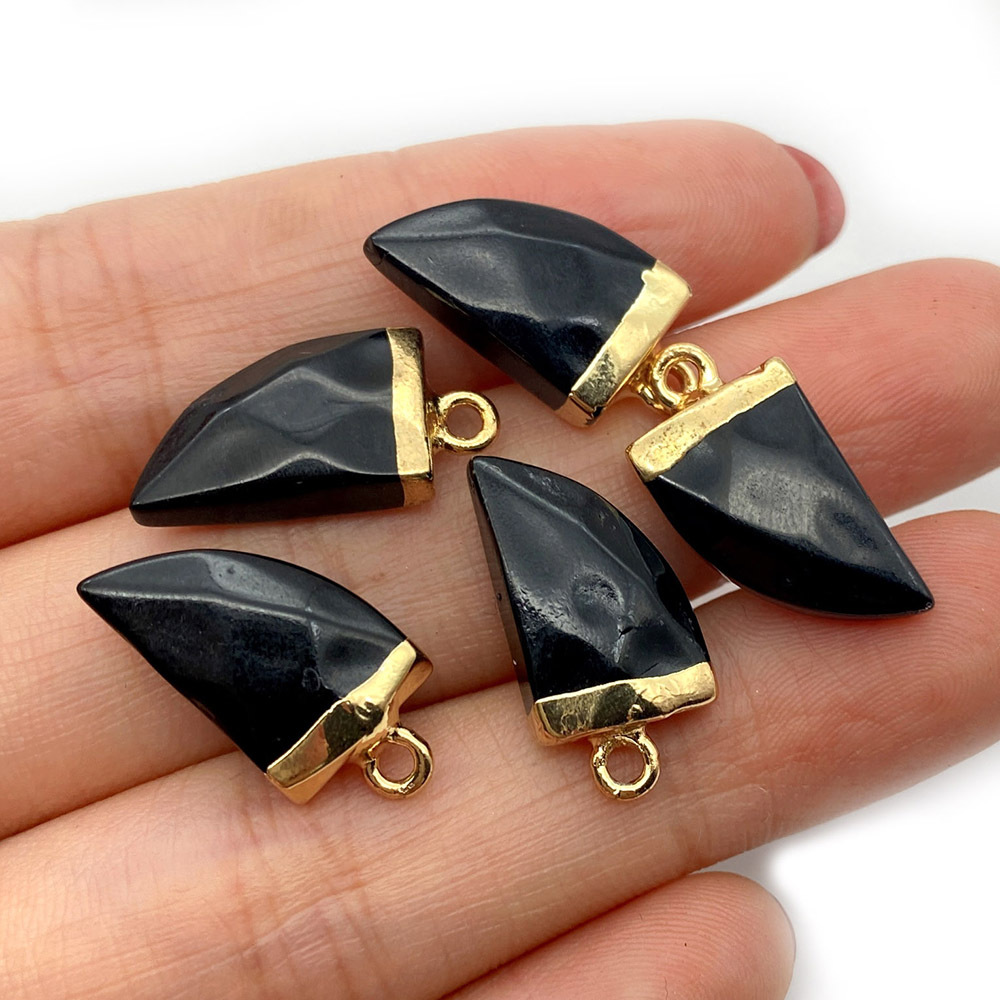 9 Black Agate