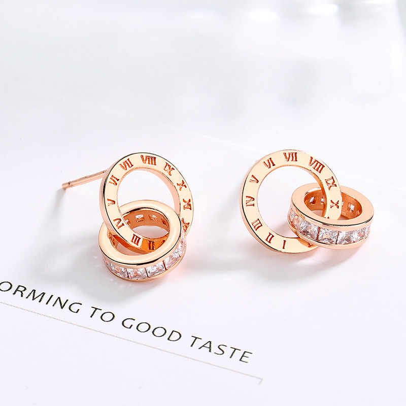 Stud earrings rose gold