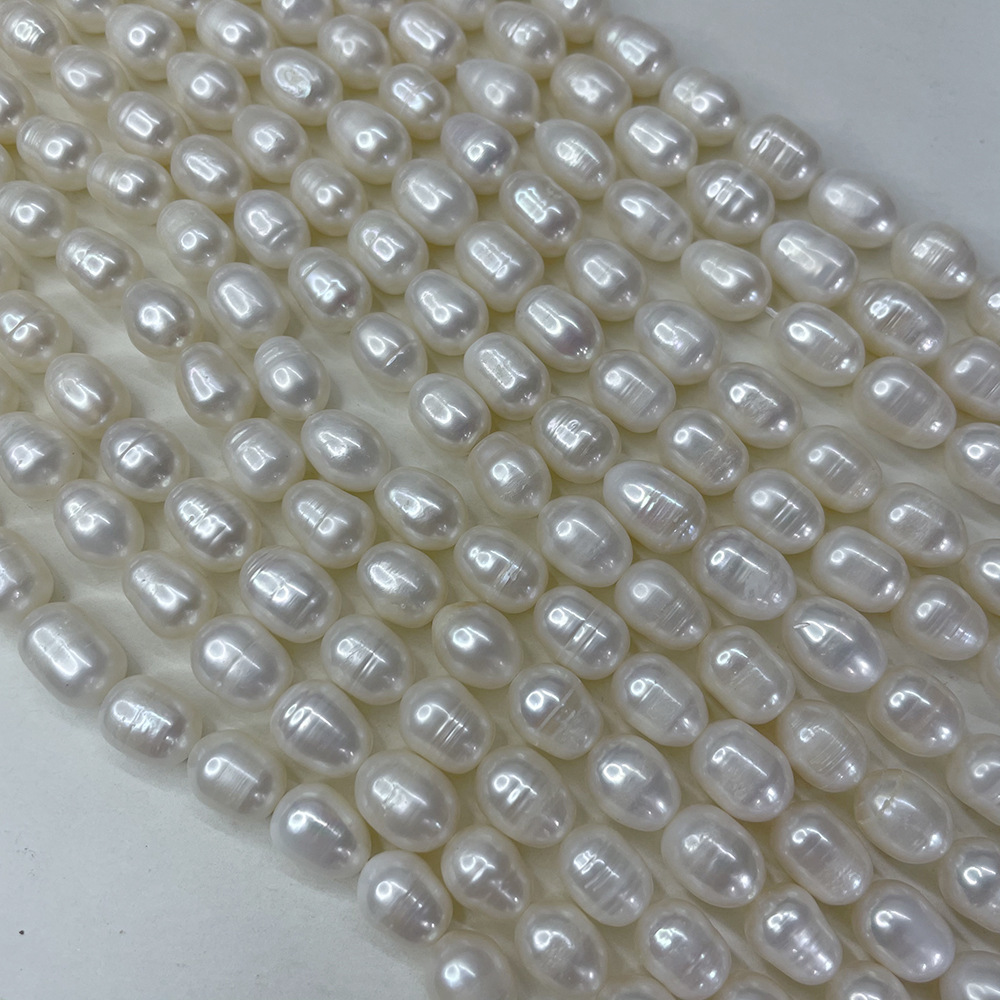 White few threads, about 33  beads/strand, 9-10mm