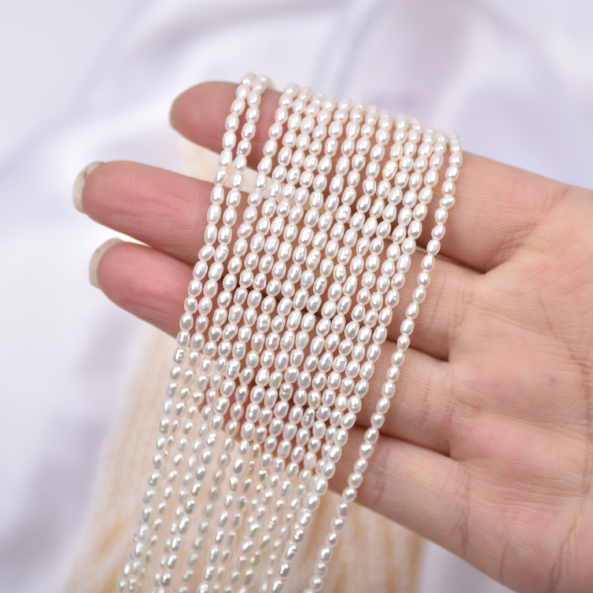 2.2-2.5mm strong light rice beads