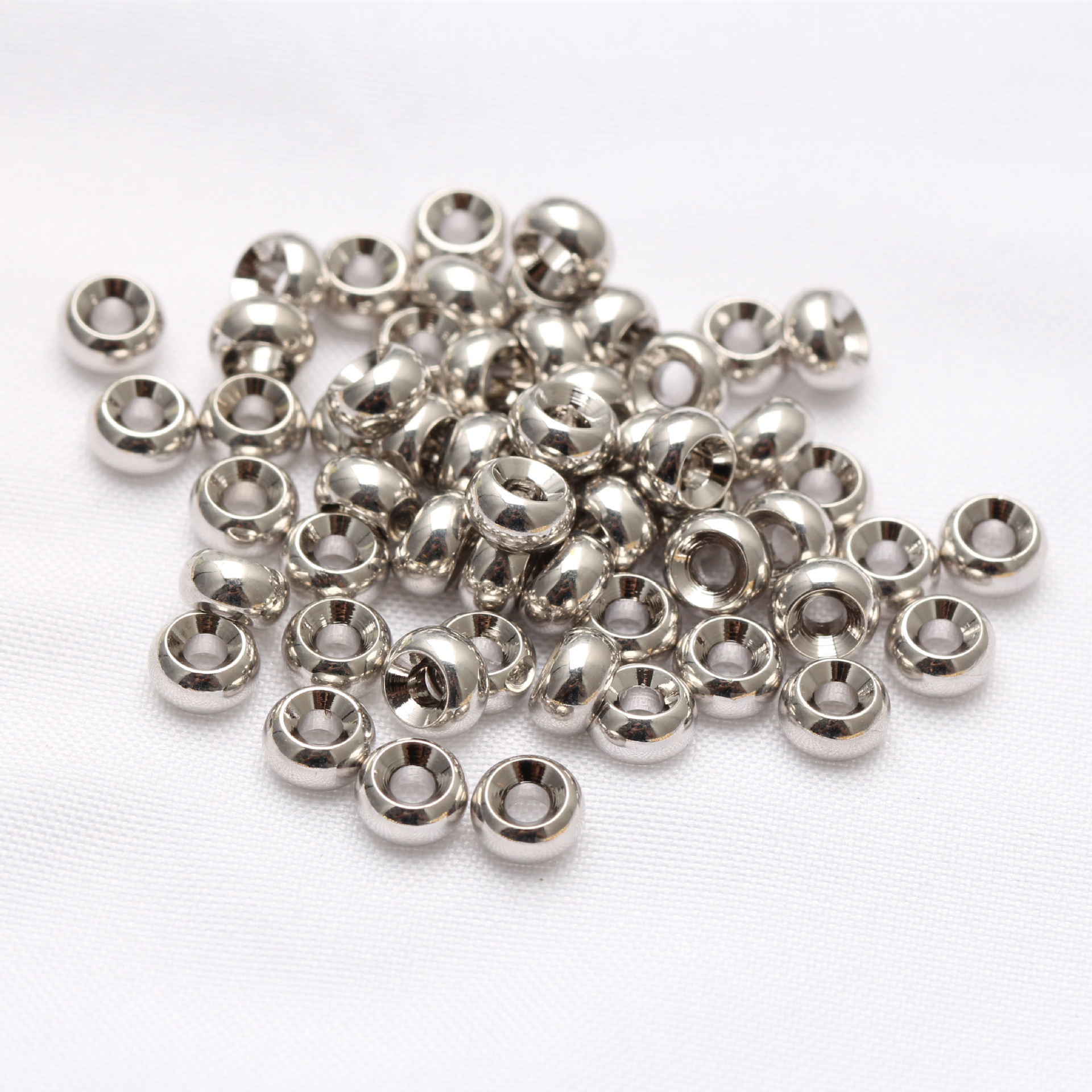 A-16 White gold color retention 4mm