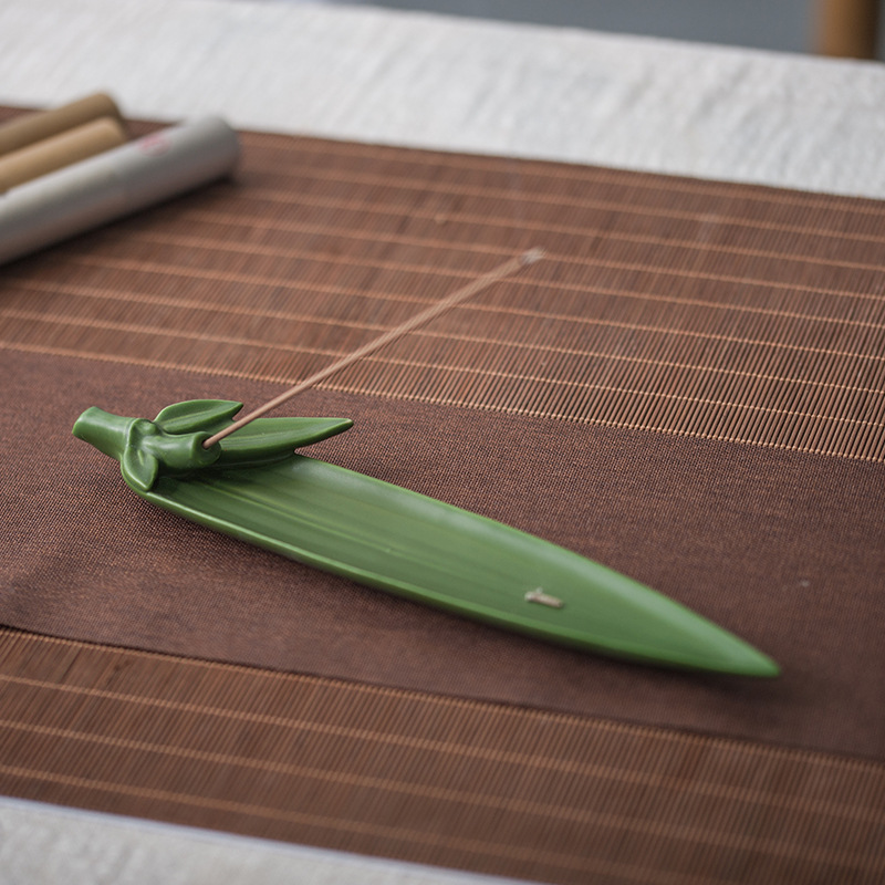 Three leaf bamboo leaf incense sticks