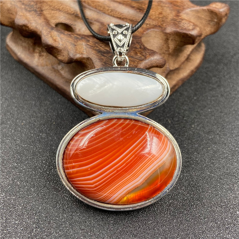 8:Red Agate