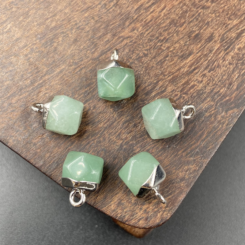 2:Green Aventurine