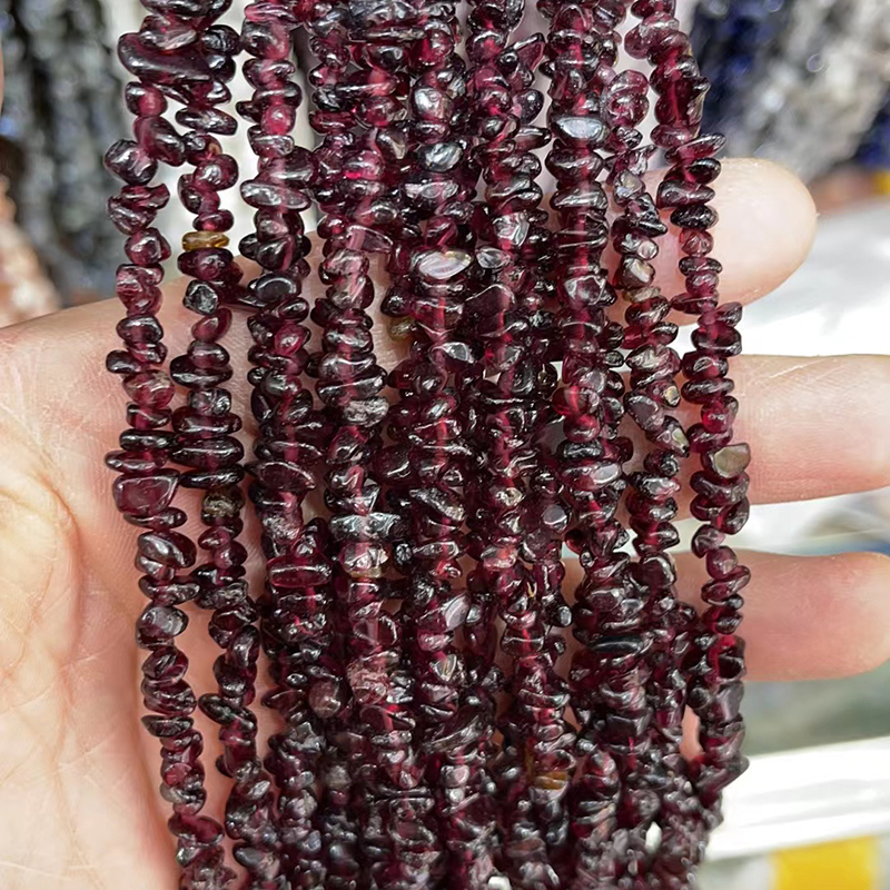 Garnet 3 x 5-4 x6mm