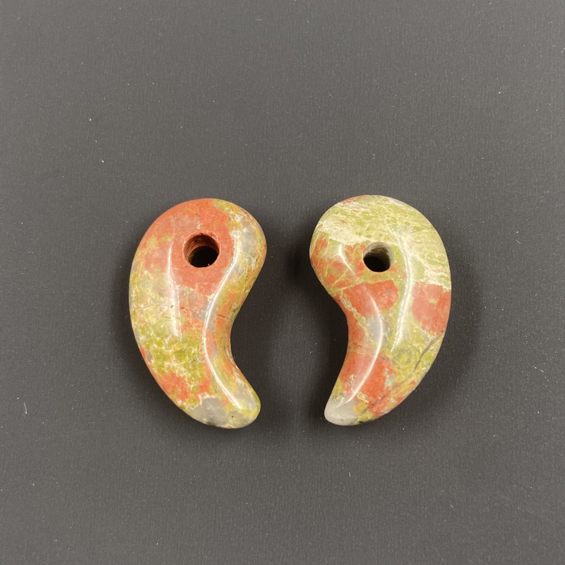 17 Unakite