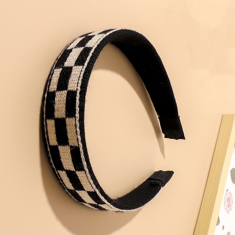 Black and white knitted headband-checkerboard