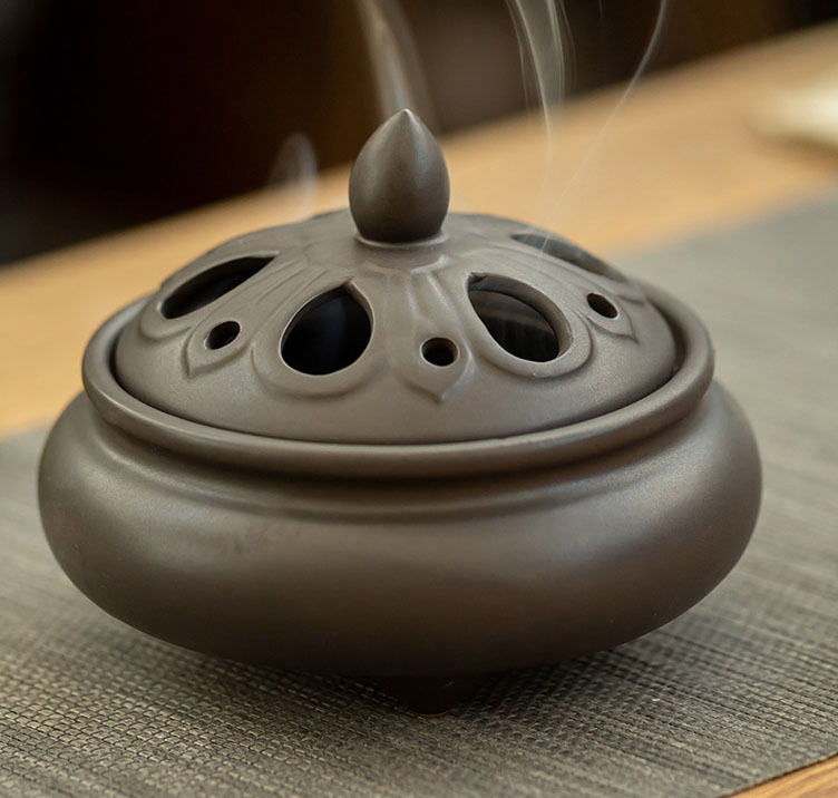 Lotus plate incense burner