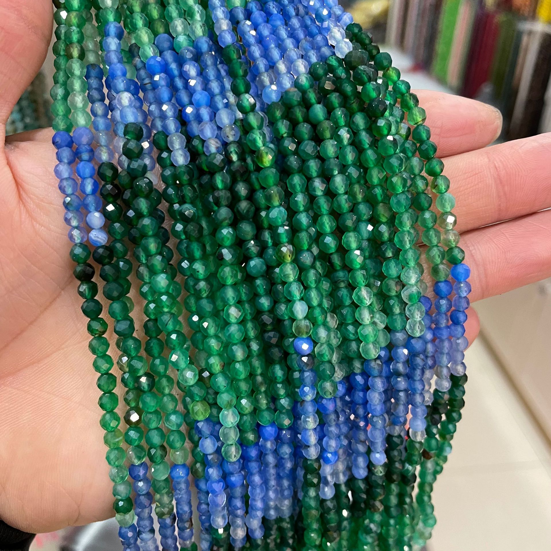 5:Blue-green agate